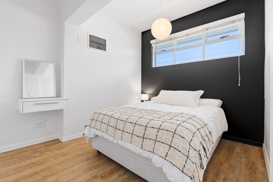1 Bedroom Property for Sale in Mouille Point Western Cape